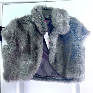 Faux Fur cap sleeve topper NWT size S